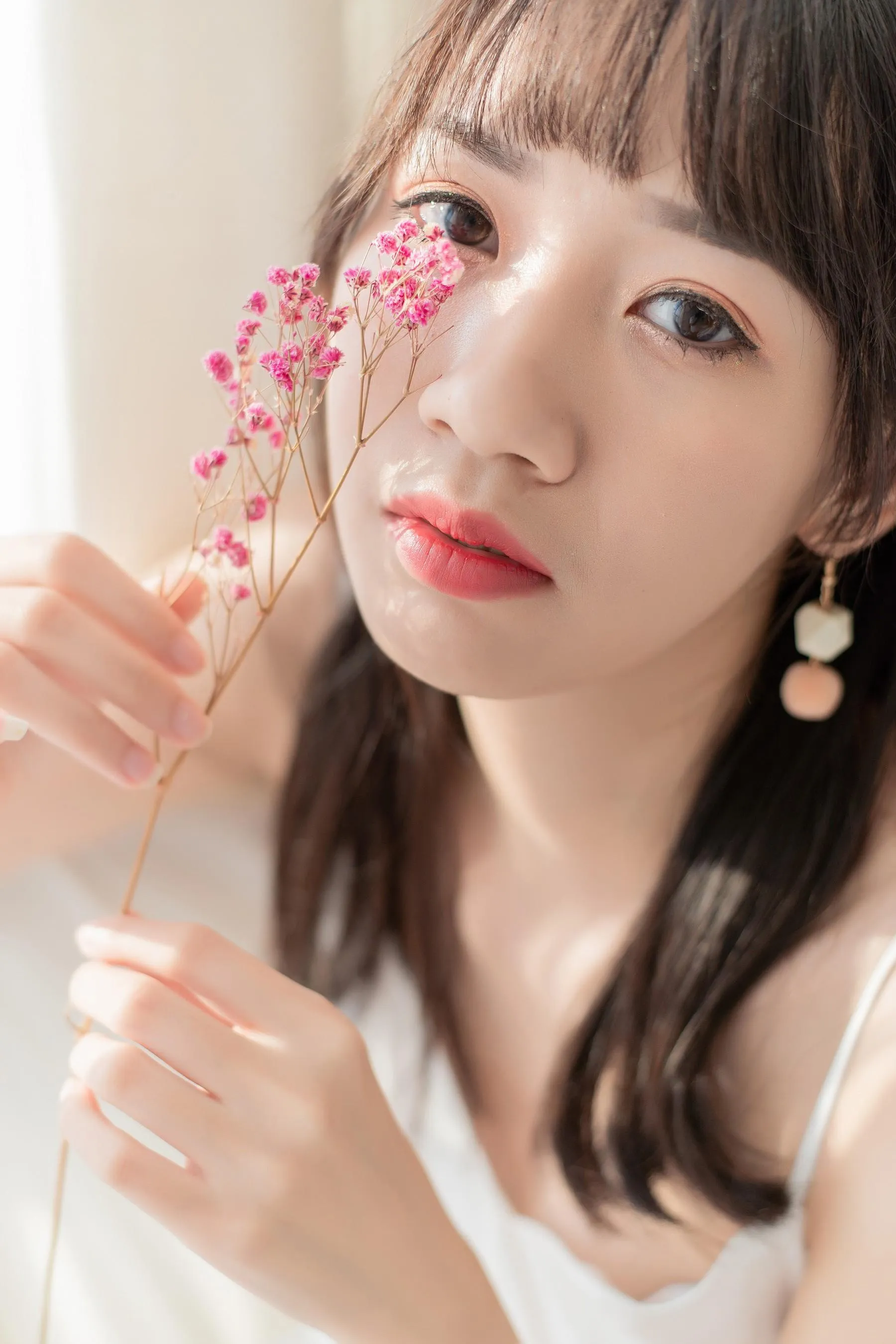 [YITUYU艺图语]2021.05.01 想念 晓君 [30P]插图1